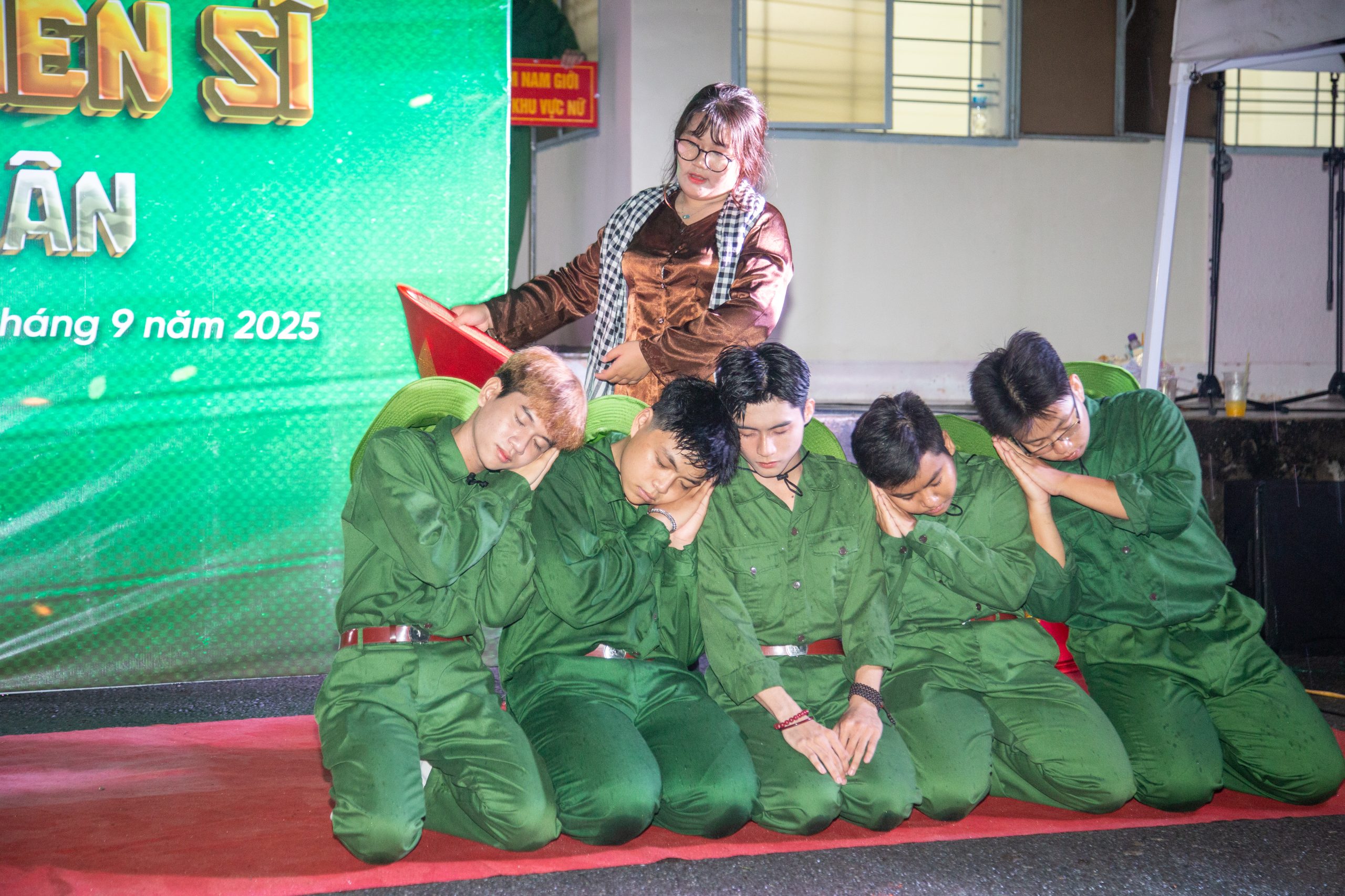 bung-choay-dem-gala-am-nhac-stc (16)